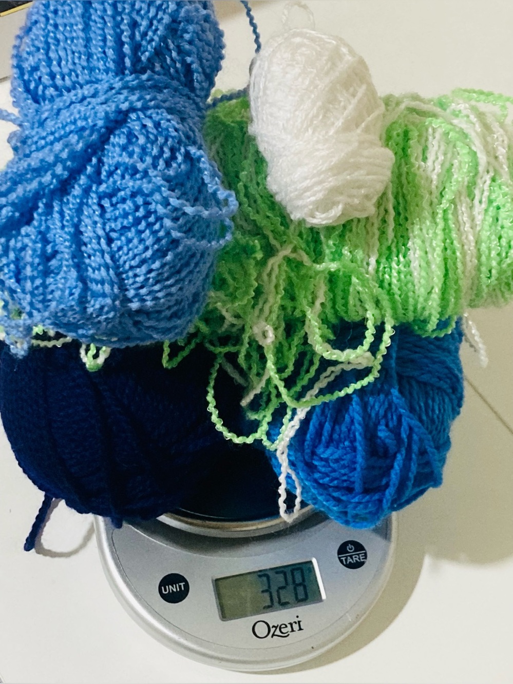 328 g / 11.5 oz Mixed‎ Textured Yarn Bundle in Blue, Green & White